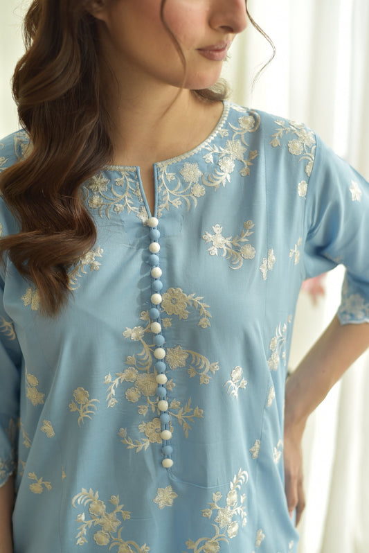 Decent Sky Embroidered 3Pcs