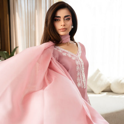 MAHIYA EMBROIDERED 3PC