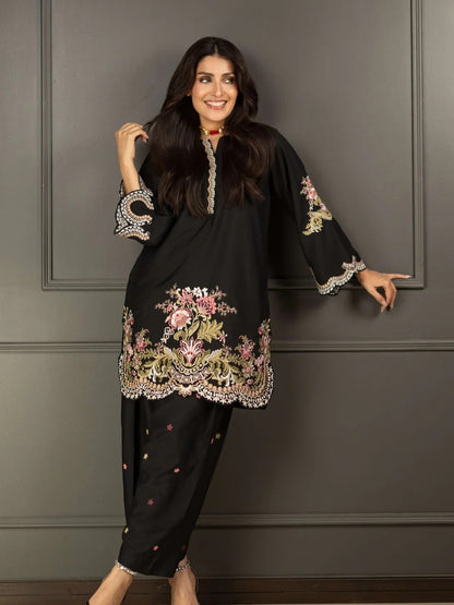 Sila Embroidered 2Pcs