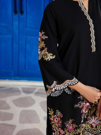 Sila Embroidered 2Pcs