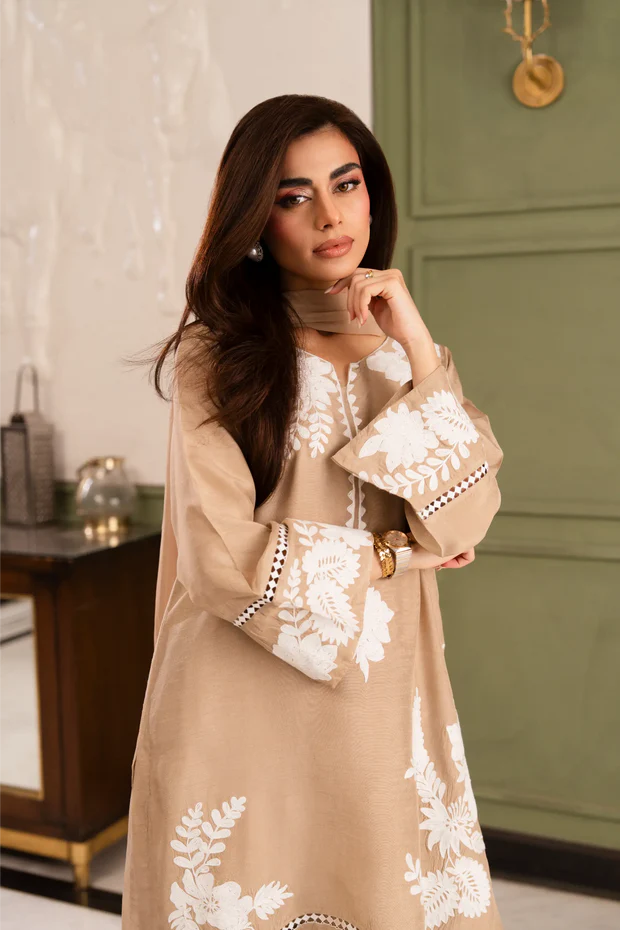 SONIYA EMBROIDERED 3PC