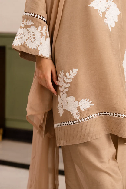 SONIYA EMBROIDERED 3PC