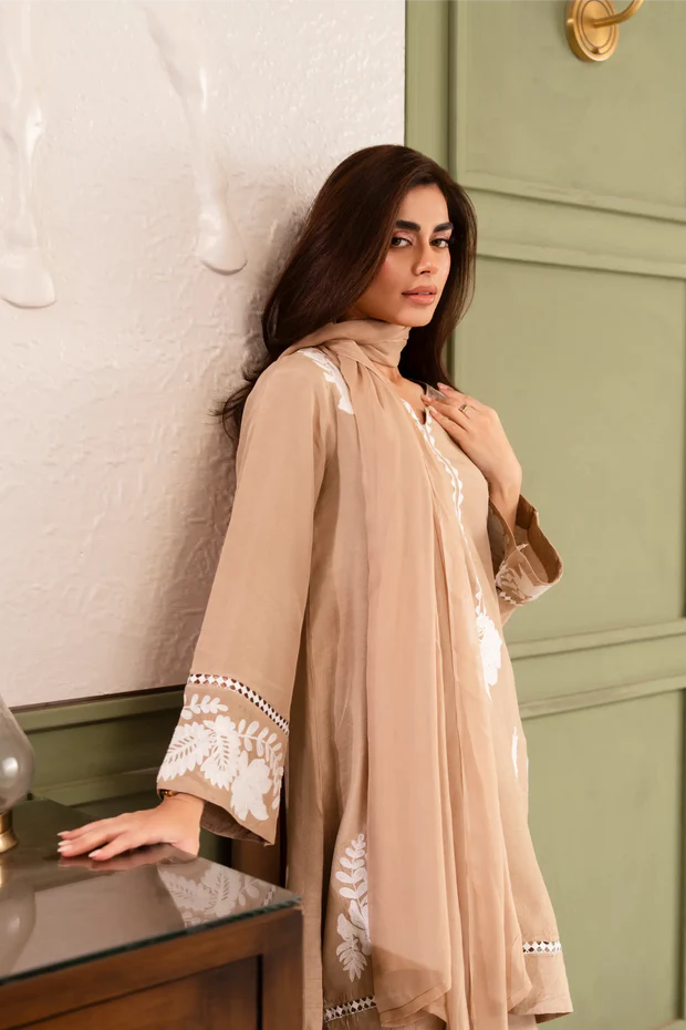SONIYA EMBROIDERED 3PC