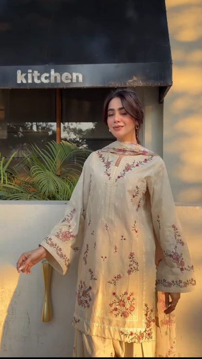 SWEET EMBROIDERED 3PC