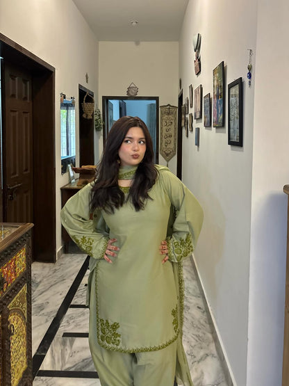 JADE EMBROIDERED 3PC