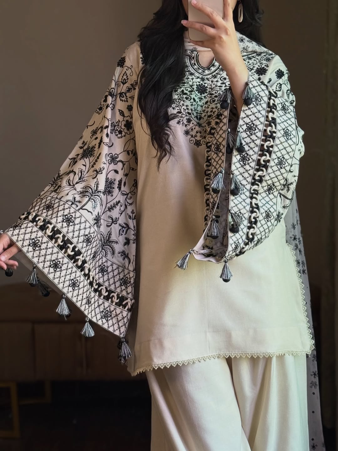 ZAHRA EMBROIDERED 3PC