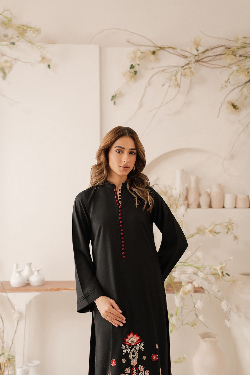 Daneen Embroidered 3Pc