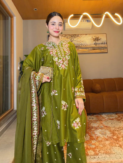 Mahnoor Emb 3pcs